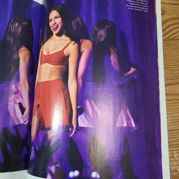 Olivia Rodrigo Special Time Special Edition magazine - Picture 3 of 5